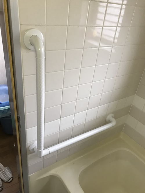 TOTO浴室手すりL型(施工例17)