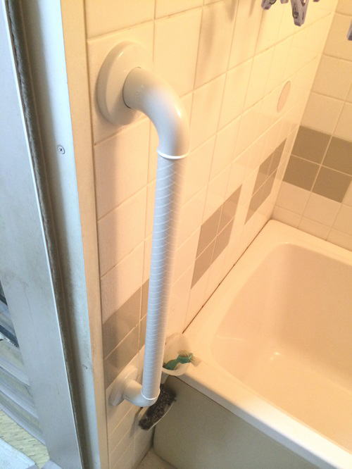 浴槽付近の手すり(施工例18)