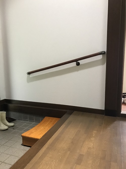 TOTOフリースタイル手すり斜め(施工例23)