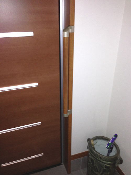 玄関手すりコーナー型(施工例29)