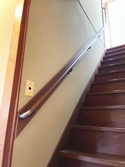 直線階段手すり補強板110使用(取付例20下)