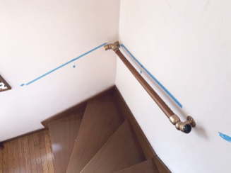 階段手すりの取付方法　手順画像01