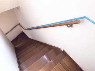 階段手すりの取付方法　手順画像03