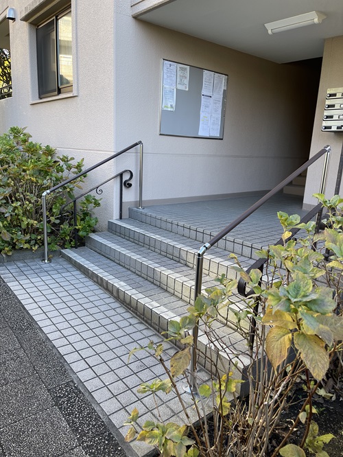 屋外ステンレス手摺TOTO製(施工例2)