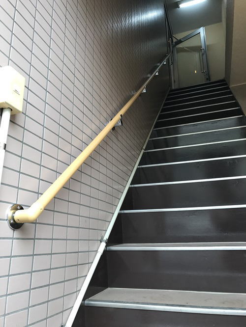 TOTO屋外手すり、壁固定階段手摺