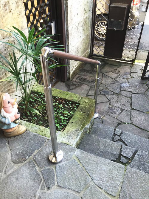 屋外ステンレス手摺(施工例6)
