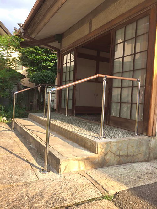 屋外用ステンレス手摺(施工例8)