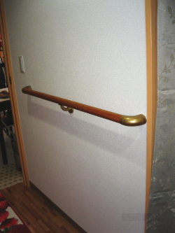 廊下手すりI型TOTO製(施工例32)