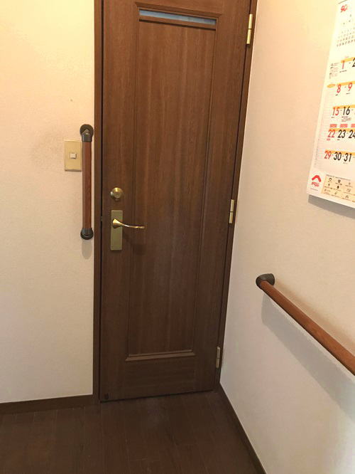 廊下手すりI型TOTO製(施工例30)