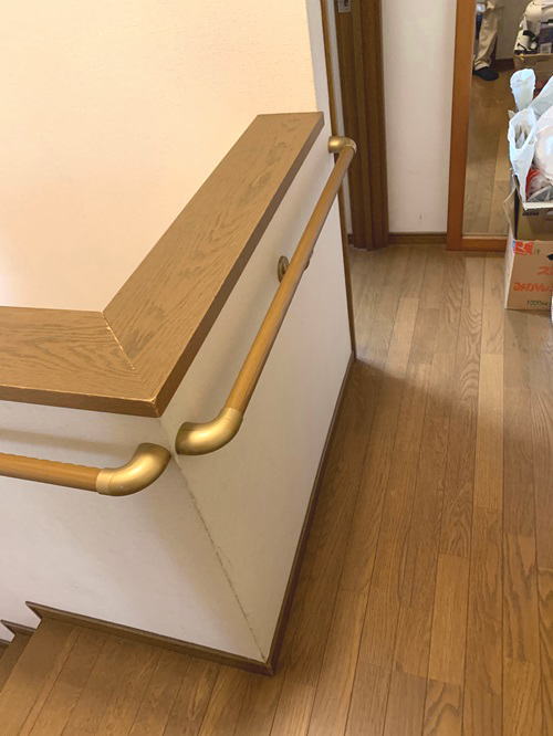 2階廊下の手摺(施工例48)