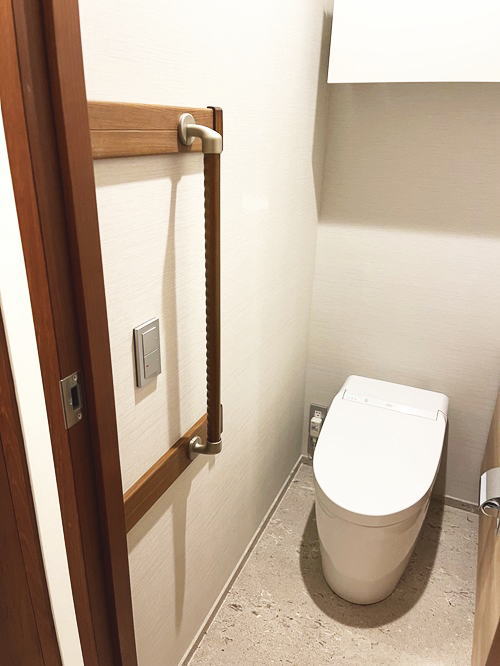 トイレたて手すり補強板なし(施工例36)