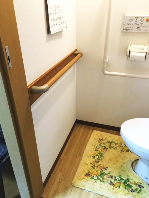 よこ手すり補強板あり(施工例39)