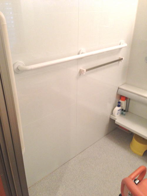 ユニットバス用TOTOインテリアバーFシリーズ手摺(施工例9)